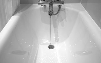 Comment déboucher votre baignoire ?